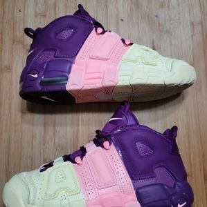 Air More Uptempo "Lucky Charms" 6.5Y/8W AV8237-800